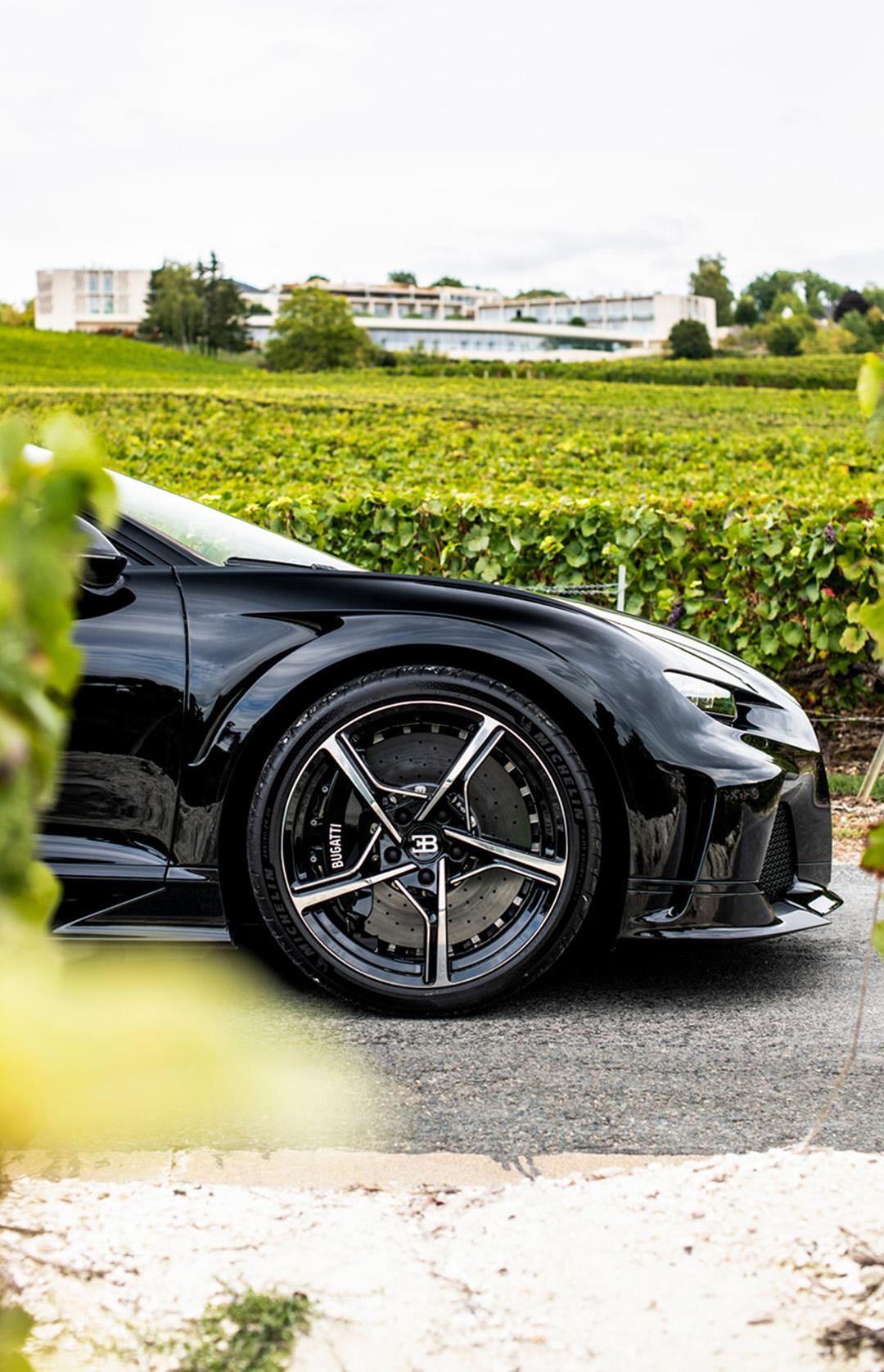 Carbon Champagner Bugatti Sportwagen