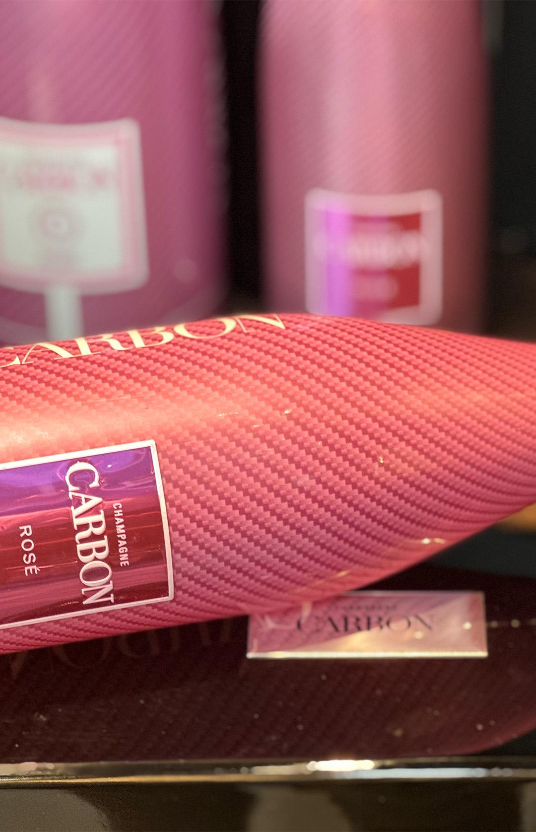 Carbon Champagner Rose Brut Carbonoptik Flasche liegend
